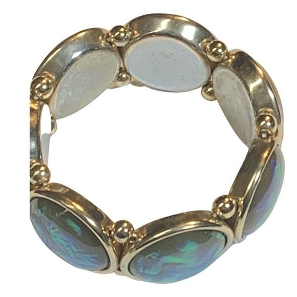 Vintage Oversized Green Foil Glass Beaded Circle Gold Tone Stretch Bracelet - Picture 4 of 6